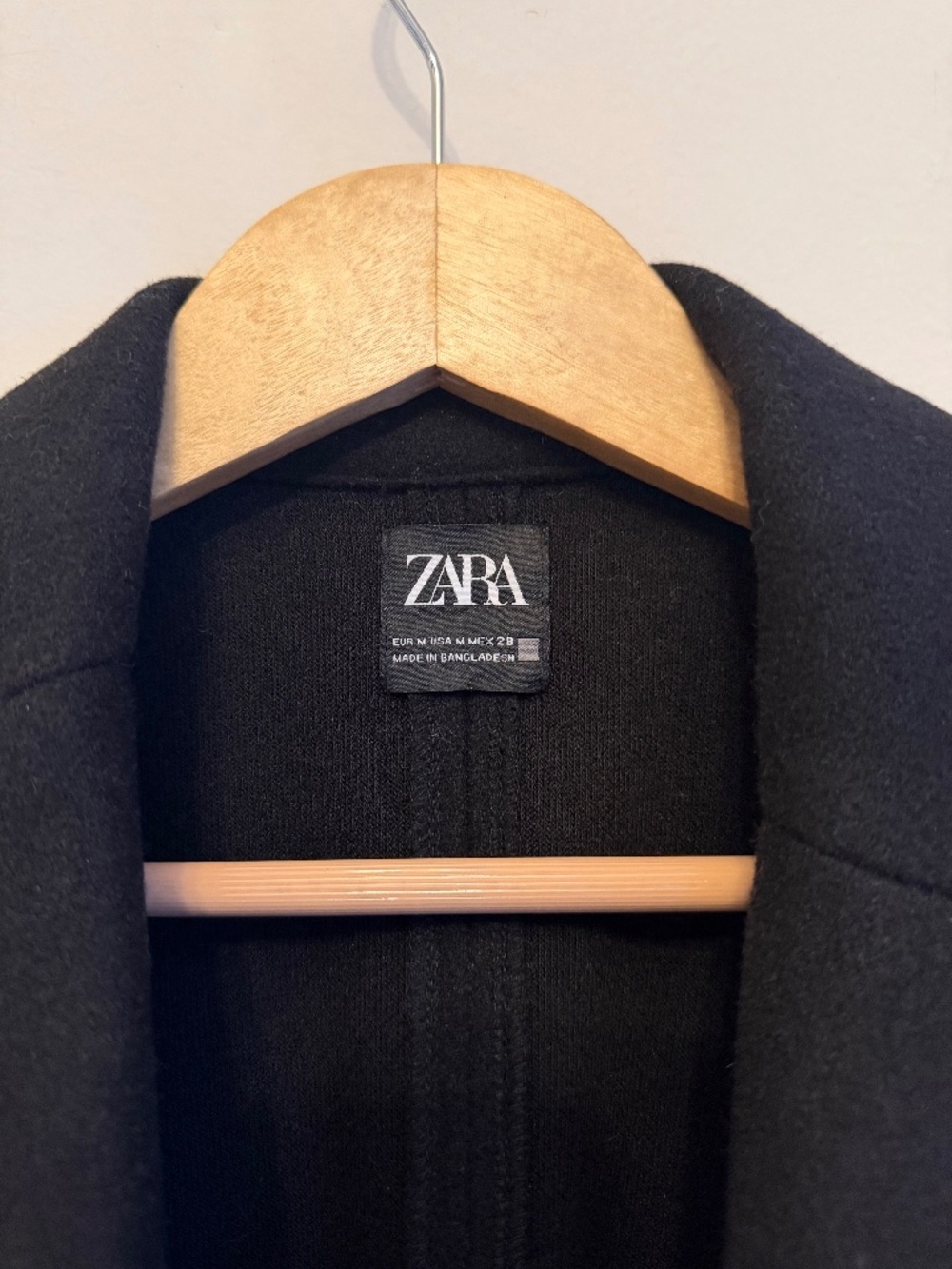 Zara Felt Texture Coat in Black Size Medium - Picture 4 of 14